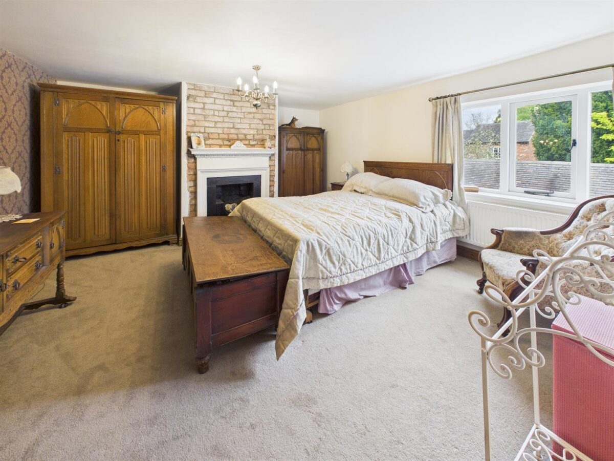 Bridge Farm, Derby Road, Swarkestone, DE73 7JB