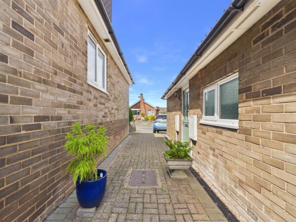 Dunnicliffe Lane, Melbourne, DE73 8GE