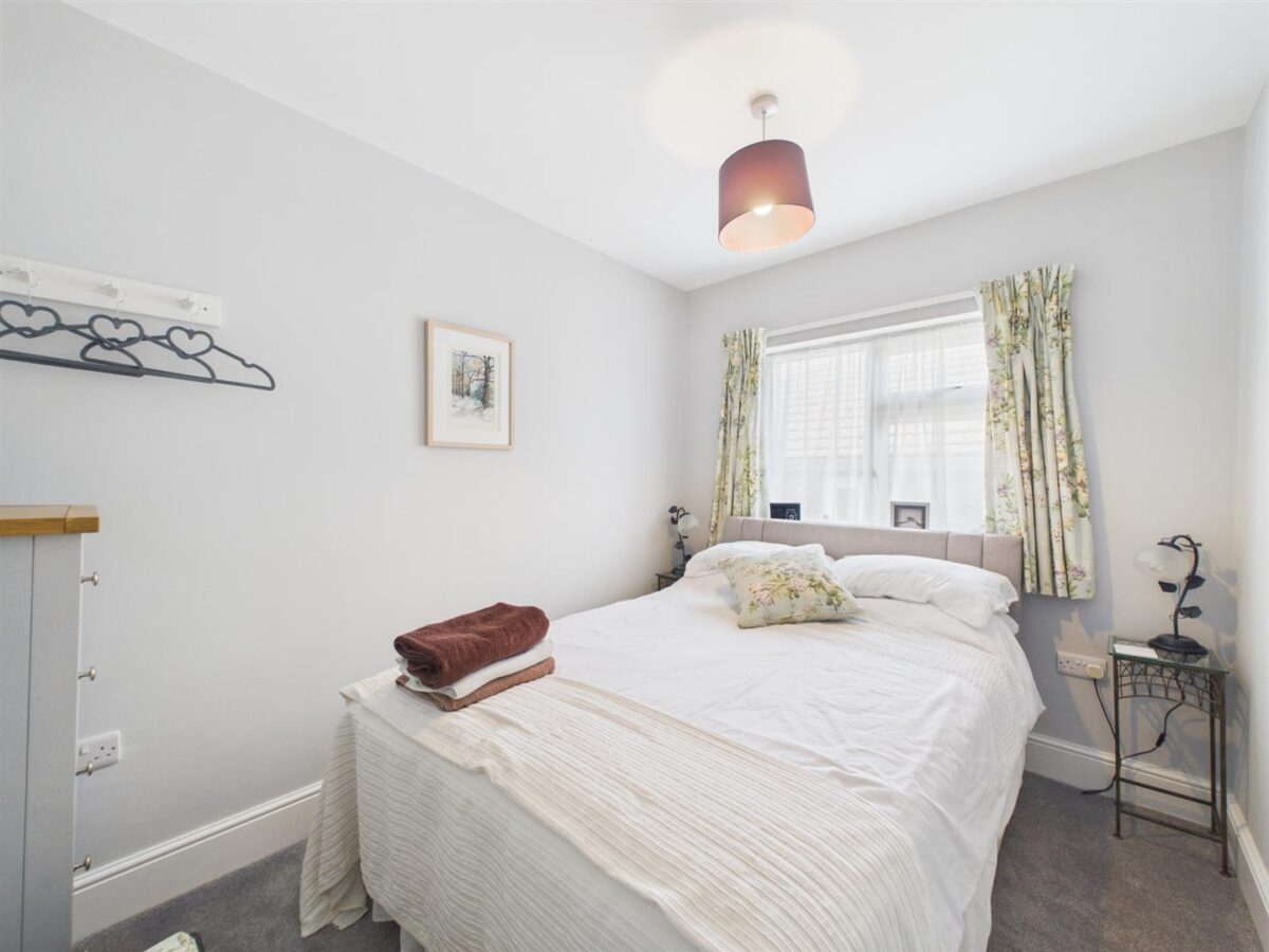Dunnicliffe Lane, Melbourne, DE73 8GE