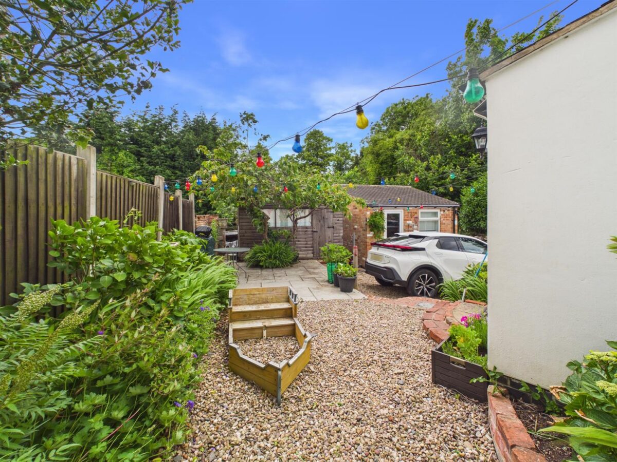 Skinners Lane, Whitwick, Coalville, LE67 5HF