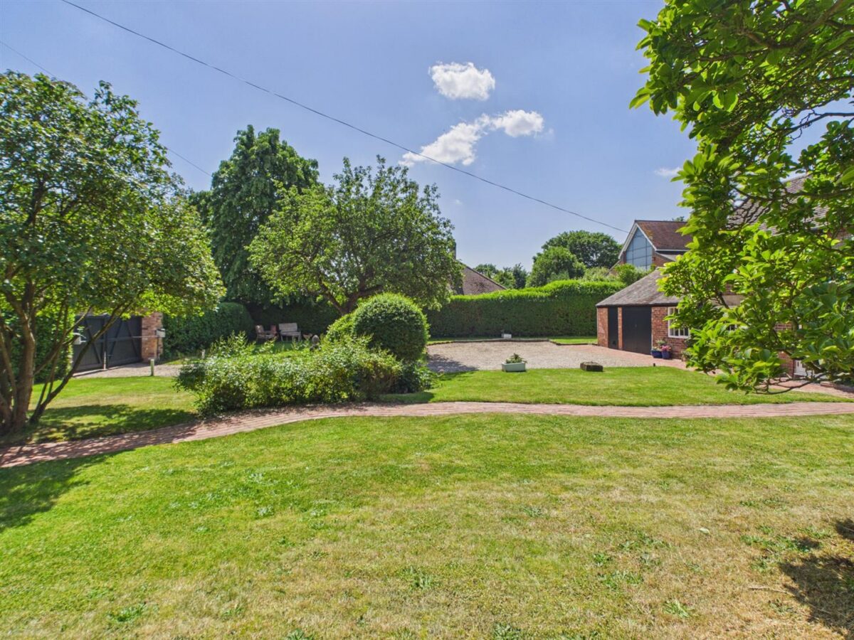 Hollybush House, Church Lane, Barrow-On-Trent, DE73 7HB