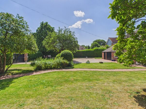 Hollybush House, Church Lane, Barrow-On-Trent, DE73 7HB