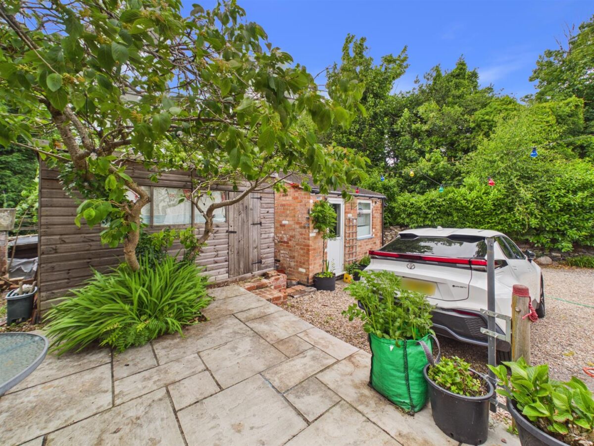 Skinners Lane, Whitwick, Coalville, LE67 5HF