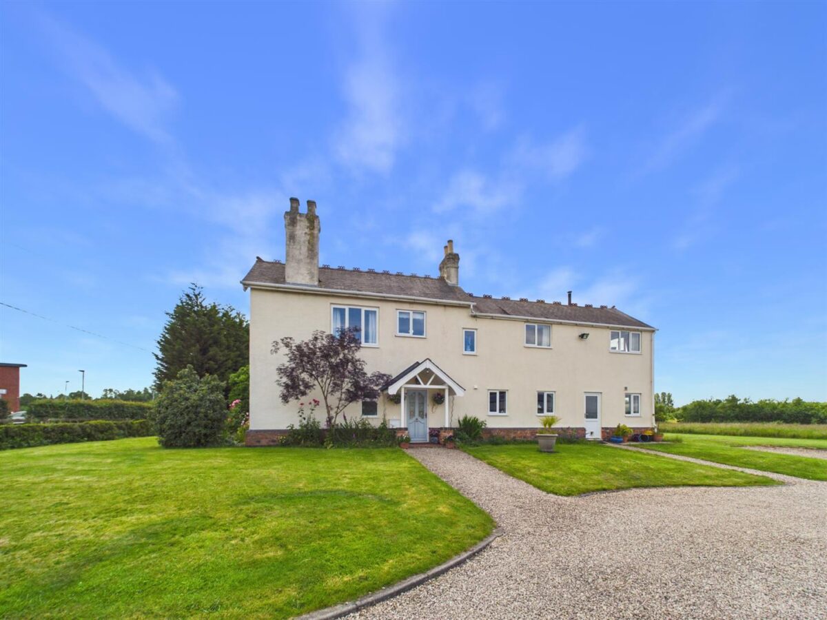 The Roundlet, Cockshut Lane, Melbourne, DE73 8DG