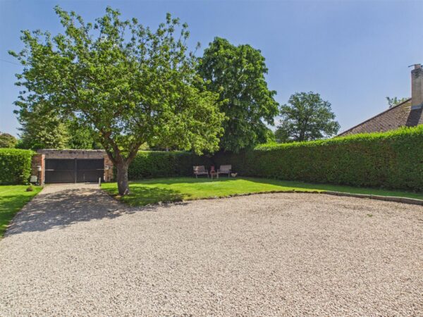 Hollybush House, Church Lane, Barrow-On-Trent, DE73 7HB