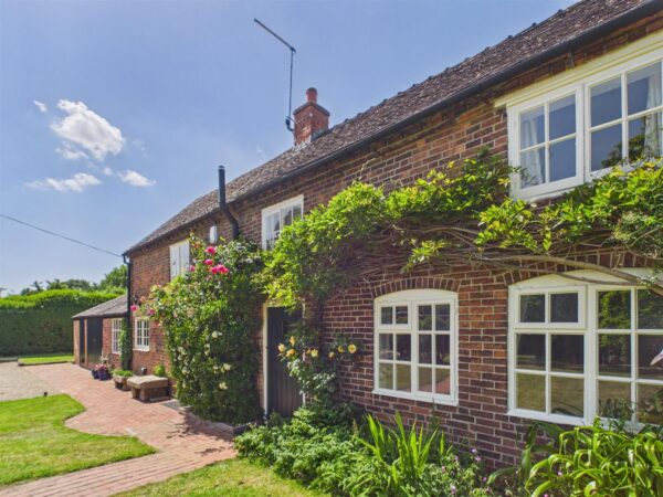 Hollybush House, Church Lane, Barrow-On-Trent, DE73 7HB