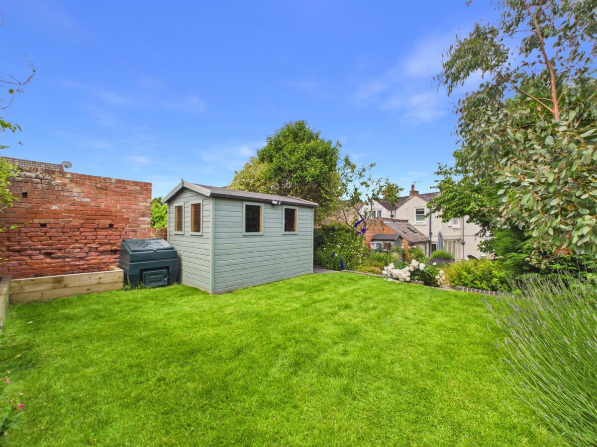 Derby Road, Melbourne, DE73 8FE