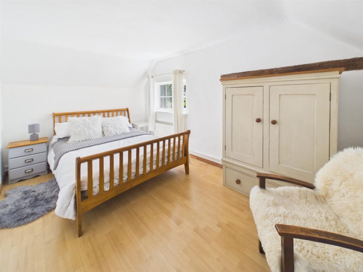Hollybush House, Church Lane, Barrow-On-Trent, DE73 7HB