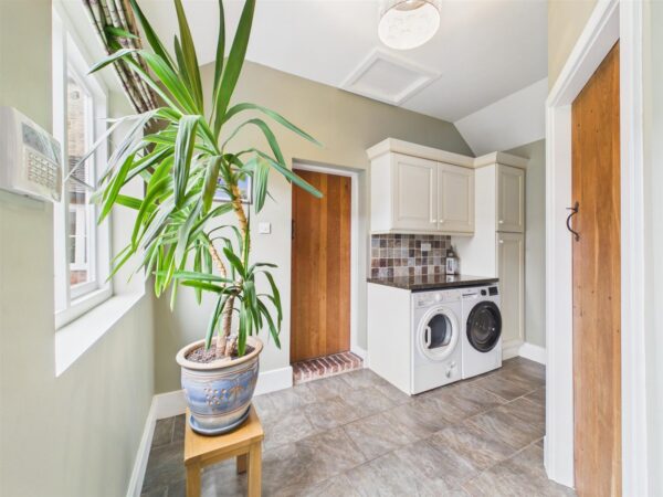 Potter Street, Melbourne, DE73 8DW