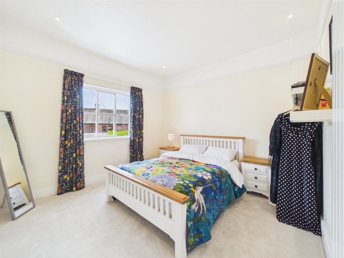 Derby Road, Melbourne, DE73 8FE