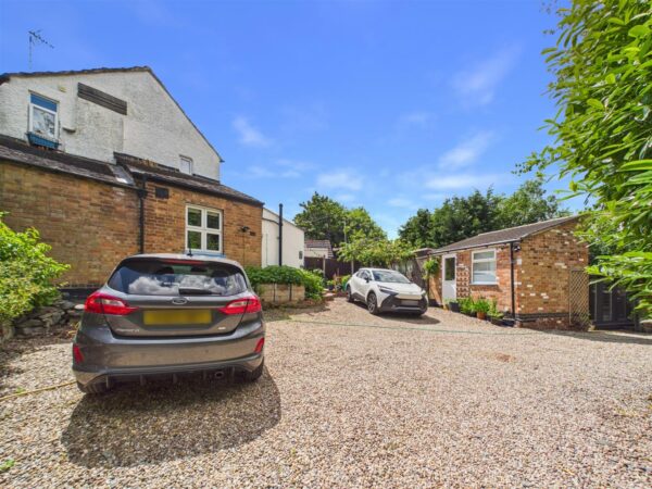 Skinners Lane, Whitwick, Coalville, LE67 5HF