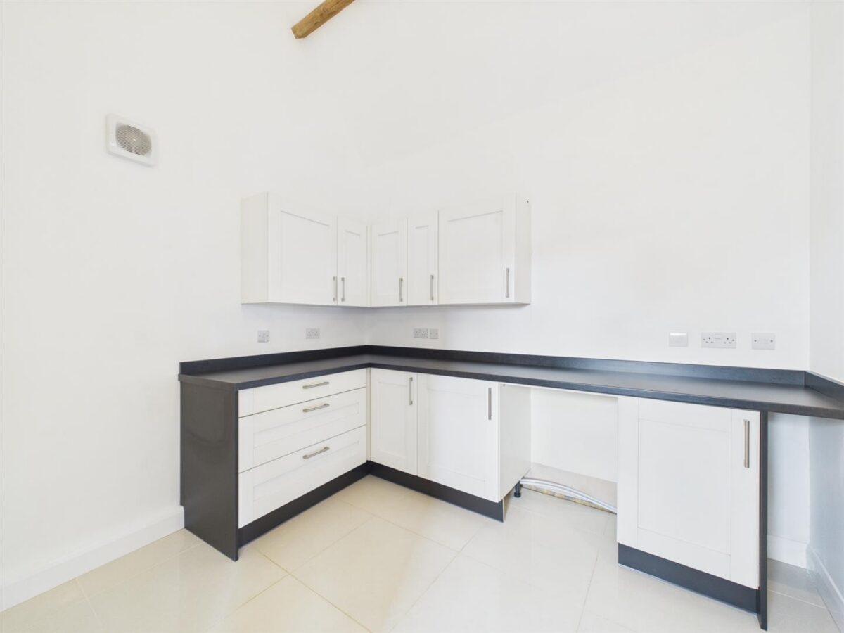 Woodhouses, Melbourne, DE73 8DN