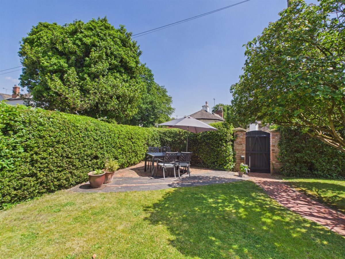 Hollybush House, Church Lane, Barrow-On-Trent, DE73 7HB