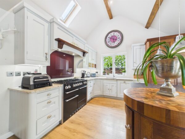 Long Street, Belton, LE12 9TP