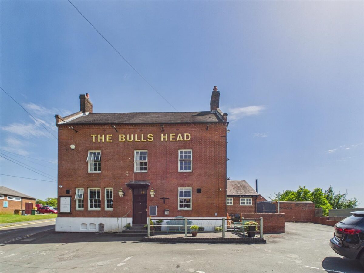 The Bulls Head, Woodville Road, Hartshorne, DE11 7ET