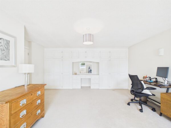 Blackthorn Close, Melbourne, DE73 8LY