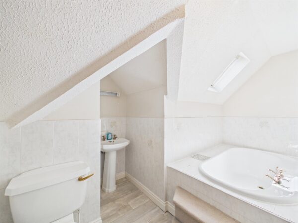 Blackthorn Close, Melbourne, DE73 8LY