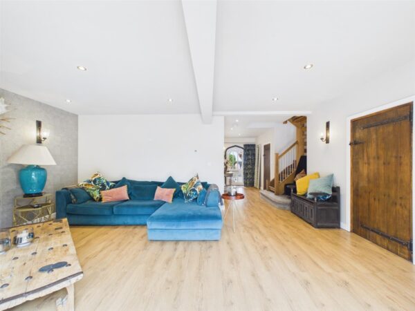 Long Street, Belton, LE12 9TP