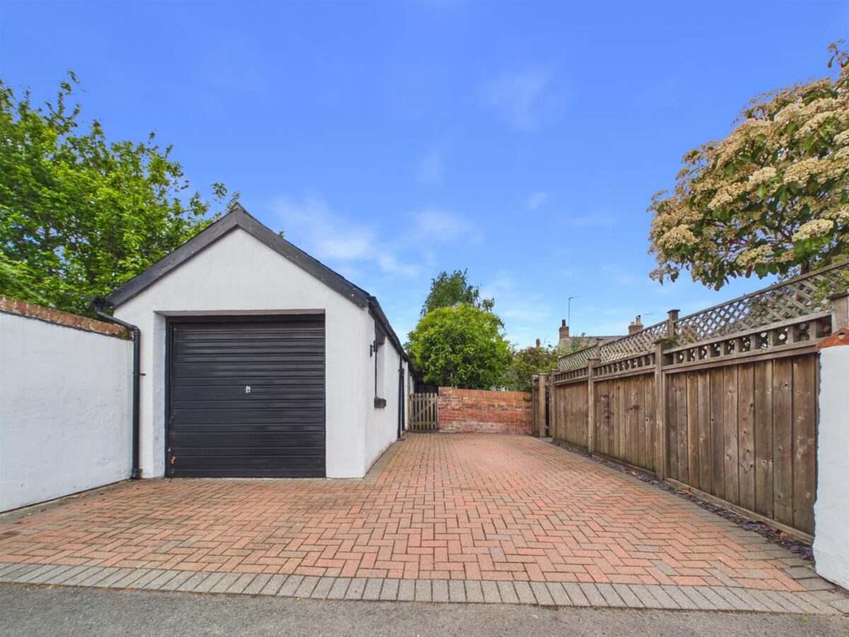 South Street, Melbourne, DE73 8GB