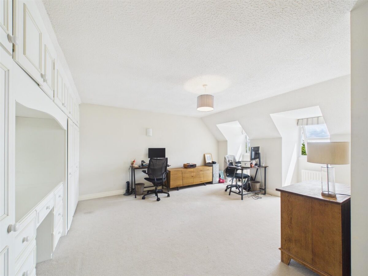 Blackthorn Close, Melbourne, DE73 8LY