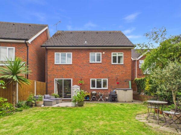 Blackthorn Close, Melbourne, DE73 8LY