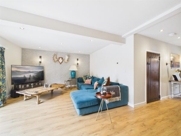 Long Street, Belton, LE12 9TP