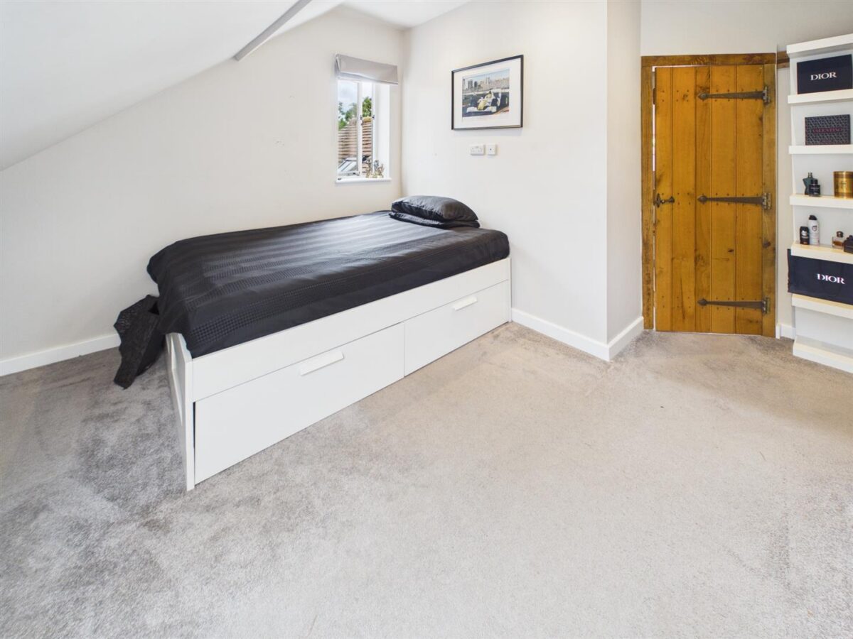 Long Street, Belton, LE12 9TP
