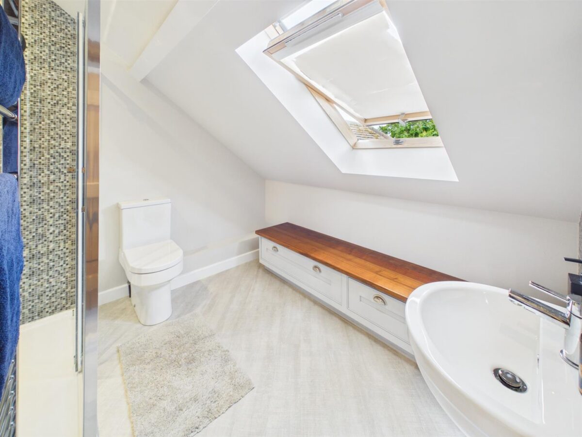 Long Street, Belton, LE12 9TP