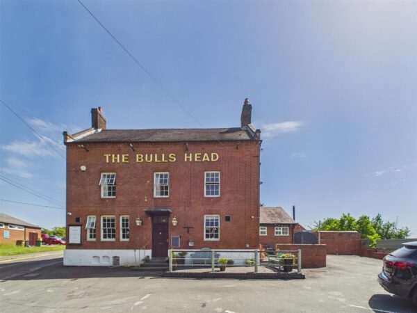 The Bulls Head, Woodville Road, Hartshorne, DE11 7ET