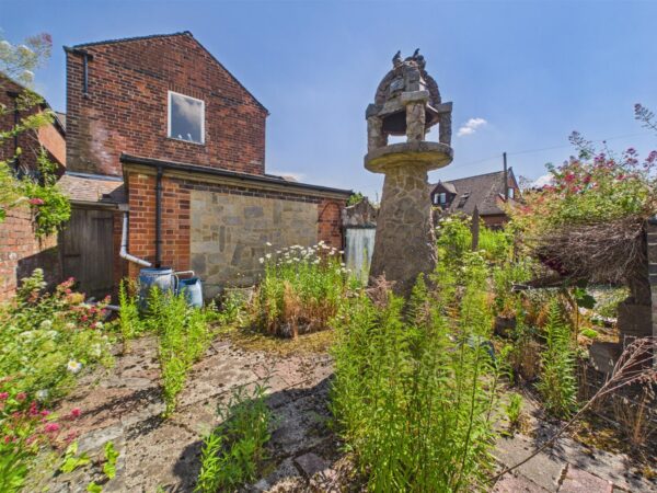 Victoria Street, Melbourne, DE73 8FQ