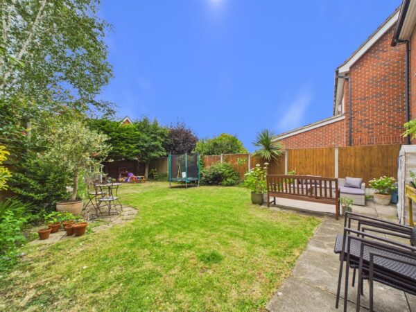 Blackthorn Close, Melbourne, DE73 8LY