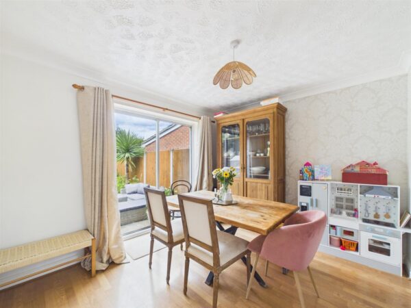 Blackthorn Close, Melbourne, DE73 8LY