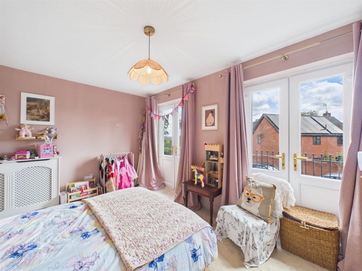 Blackthorn Close, Melbourne, DE73 8LY