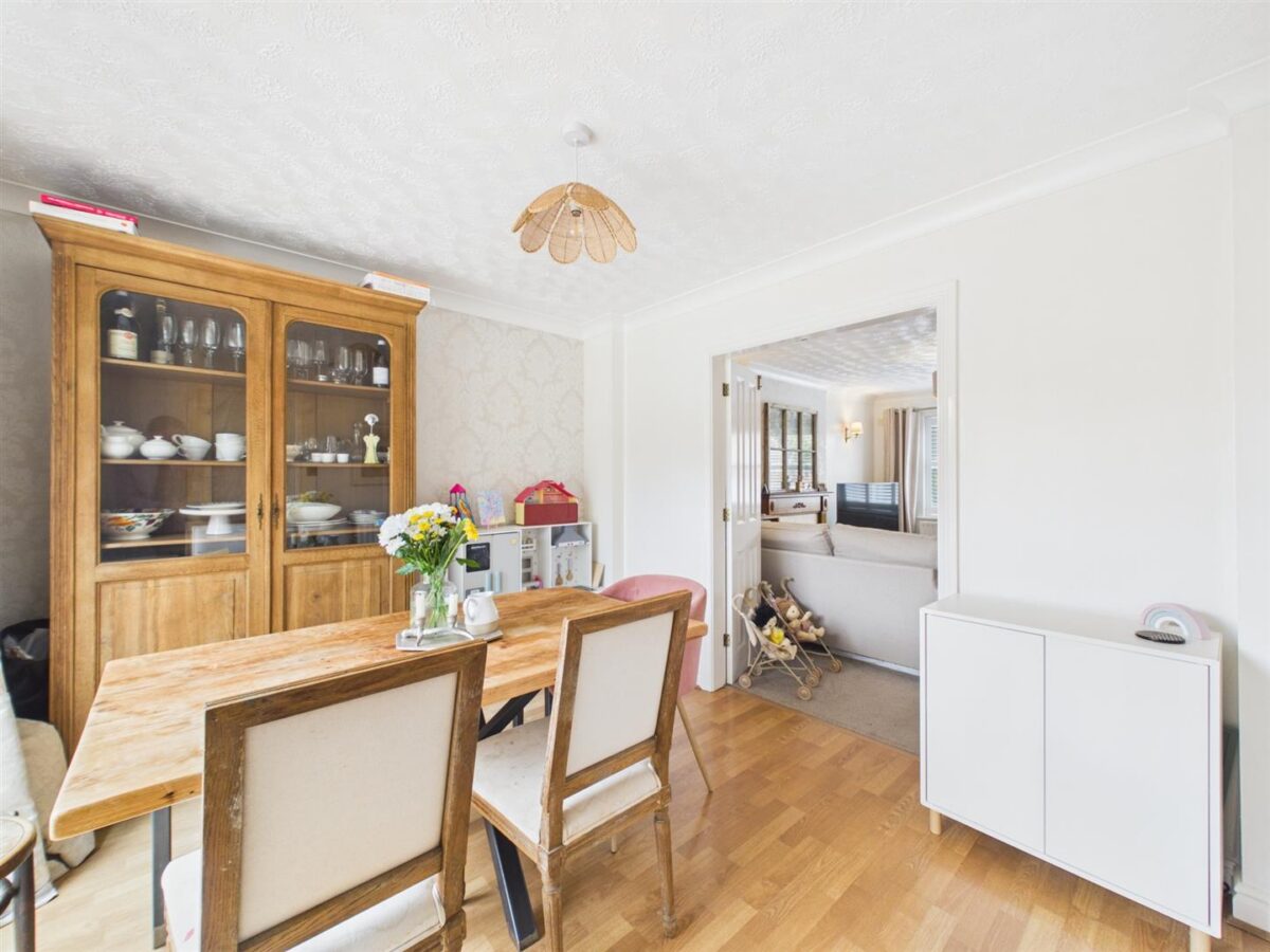 Blackthorn Close, Melbourne, DE73 8LY