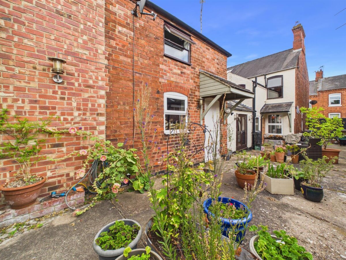 Victoria Street, Melbourne, DE73 8FQ