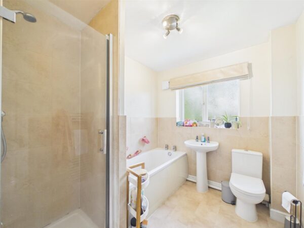 Blackthorn Close, Melbourne, DE73 8LY