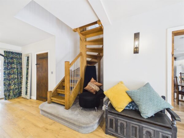 Long Street, Belton, LE12 9TP