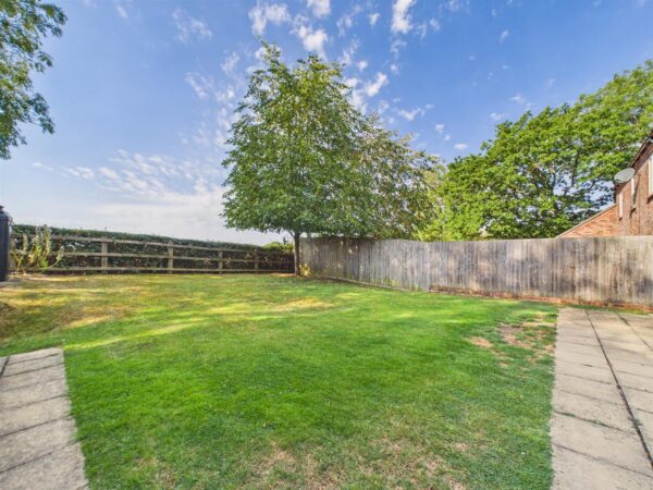 Adams Close, Hartshorne, DE11 7BL