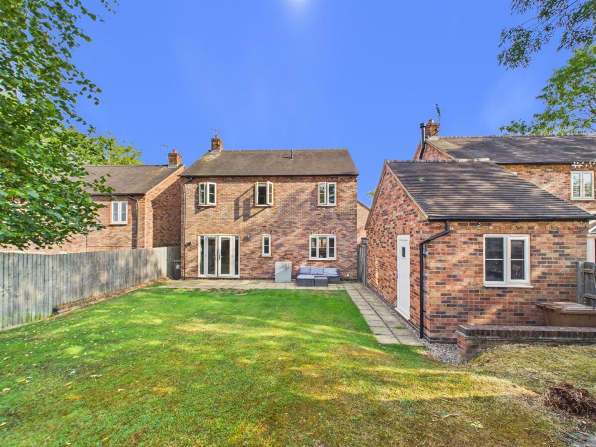 Adams Close, Hartshorne, DE11 7BL