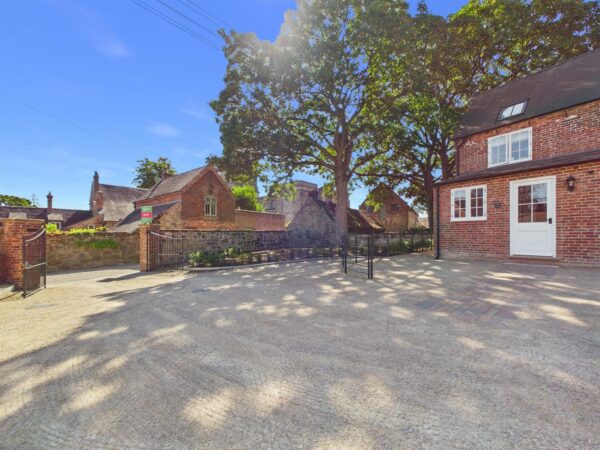 Gales Yard, Church Square, Melbourne, DE73 8JH