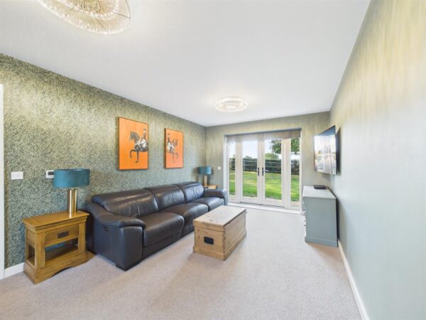 Adams Close, Hartshorne, DE11 7BL