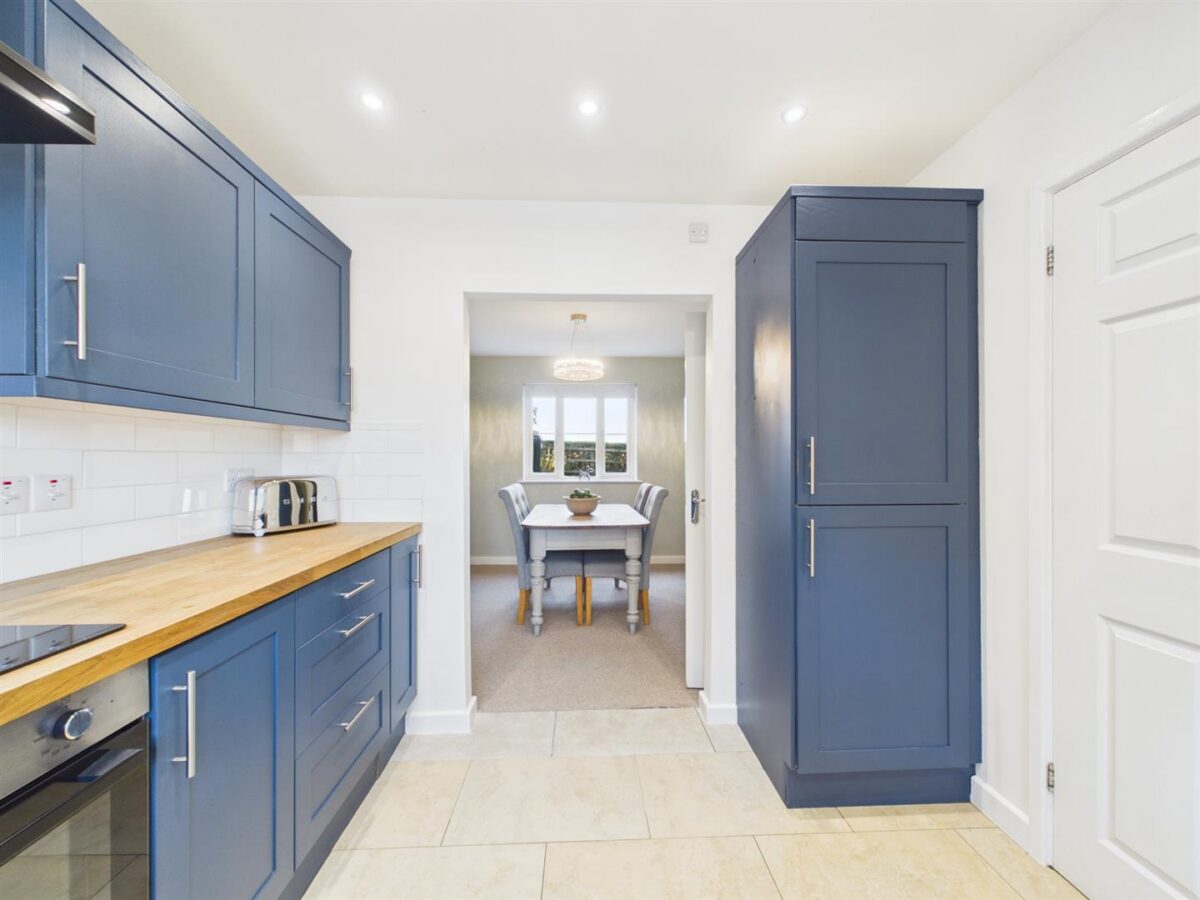 Adams Close, Hartshorne, DE11 7BL
