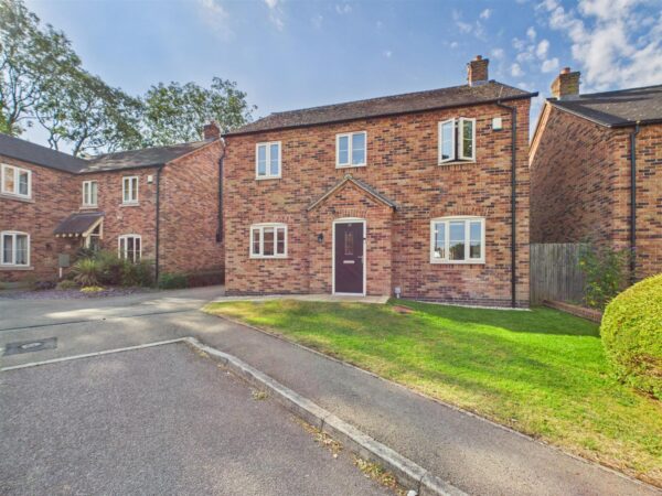 Adams Close, Hartshorne, DE11 7BL