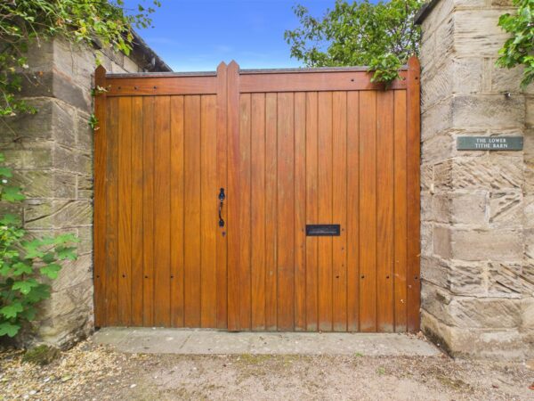 The Lower Tithe Barn, Church Square, Melbourne, DE73 8JH