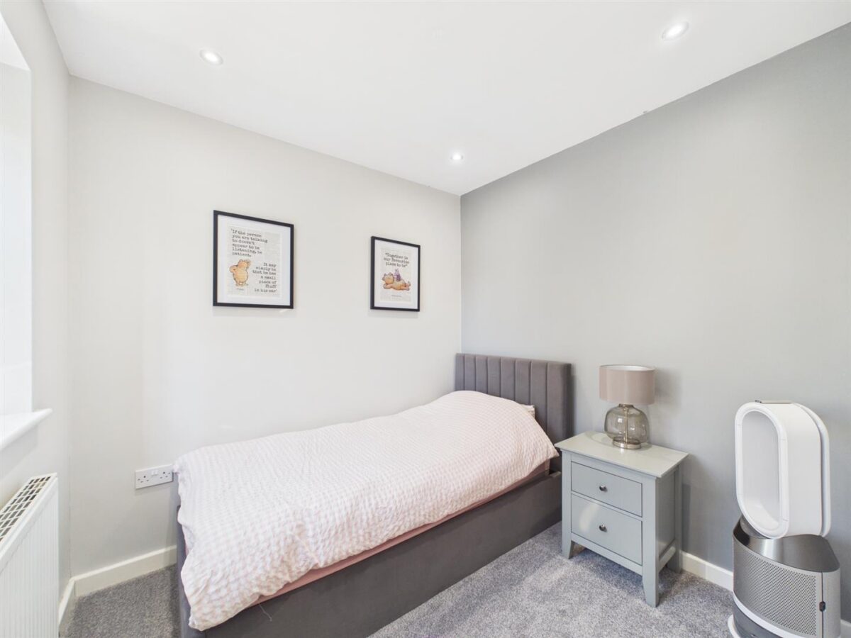 Adams Close, Hartshorne, DE11 7BL