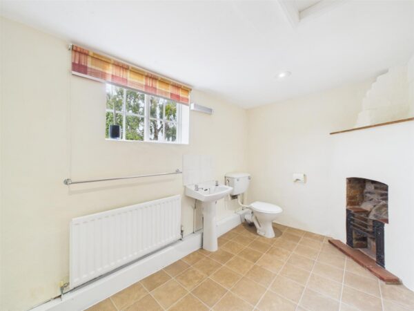 Rose's Cottage, Blanch Croft, Melbourne, DE73 8GG