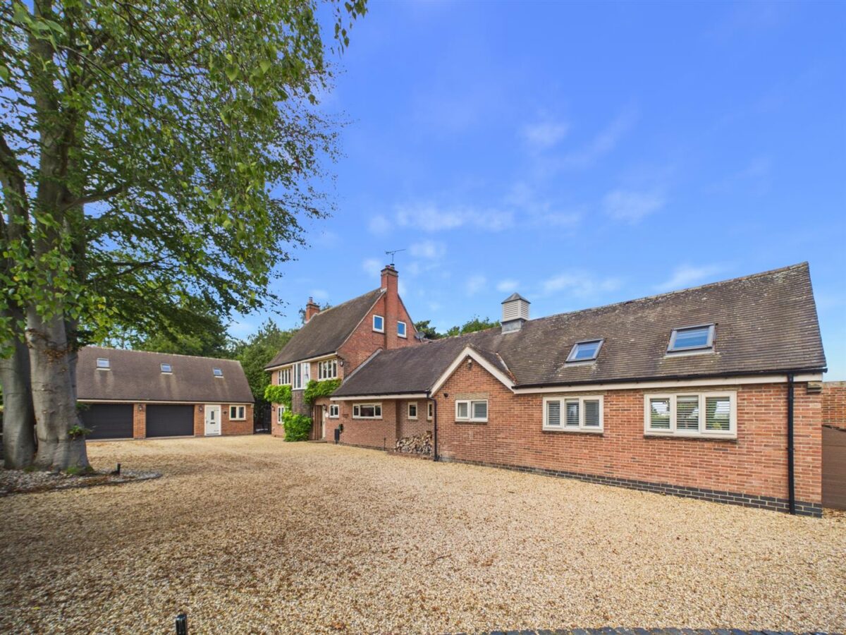 Pippin Heath, Kings Newton Lane, Melbourne, DE73