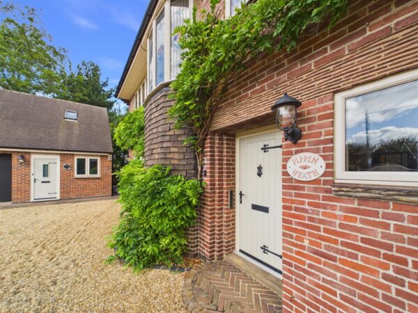 Pippin Heath, Kings Newton Lane, Melbourne, DE73