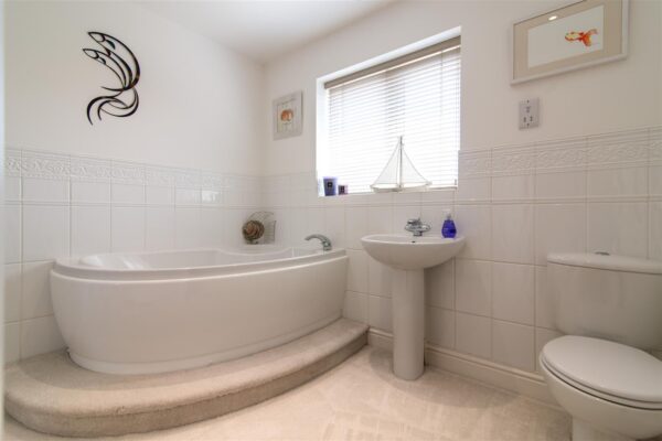 Hamlet Court, Chellaston, DE73 5AH