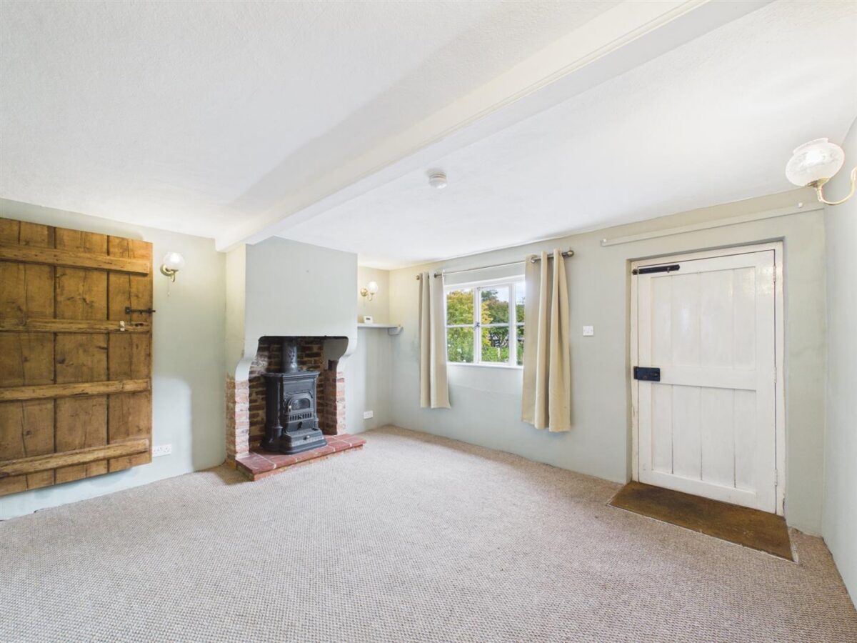 Rose's Cottage, Blanch Croft, Melbourne, DE73 8GG